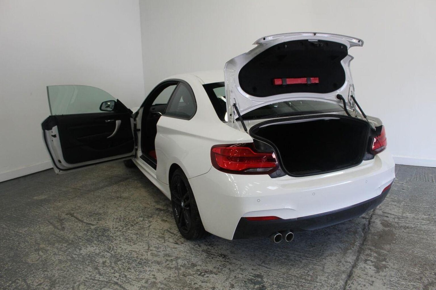 Used BMW 2 Series 2018 for sale - 77937997: Photo 19