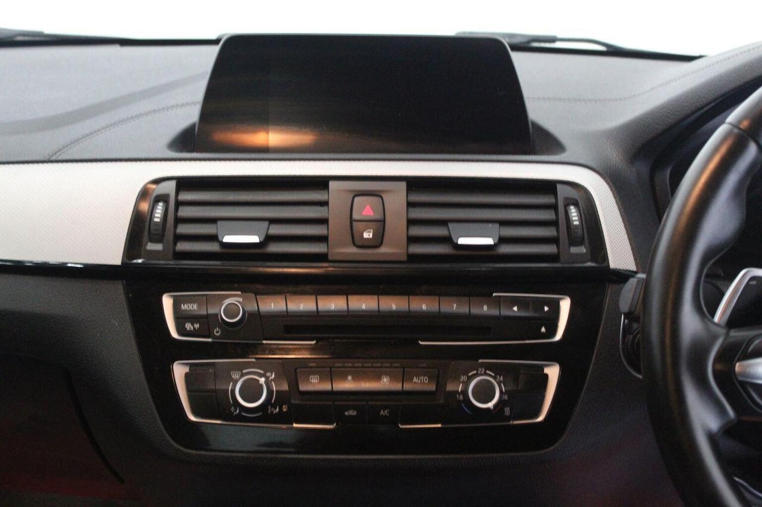 Used BMW 2 Series 2018 for sale - 77937997: Photo 29