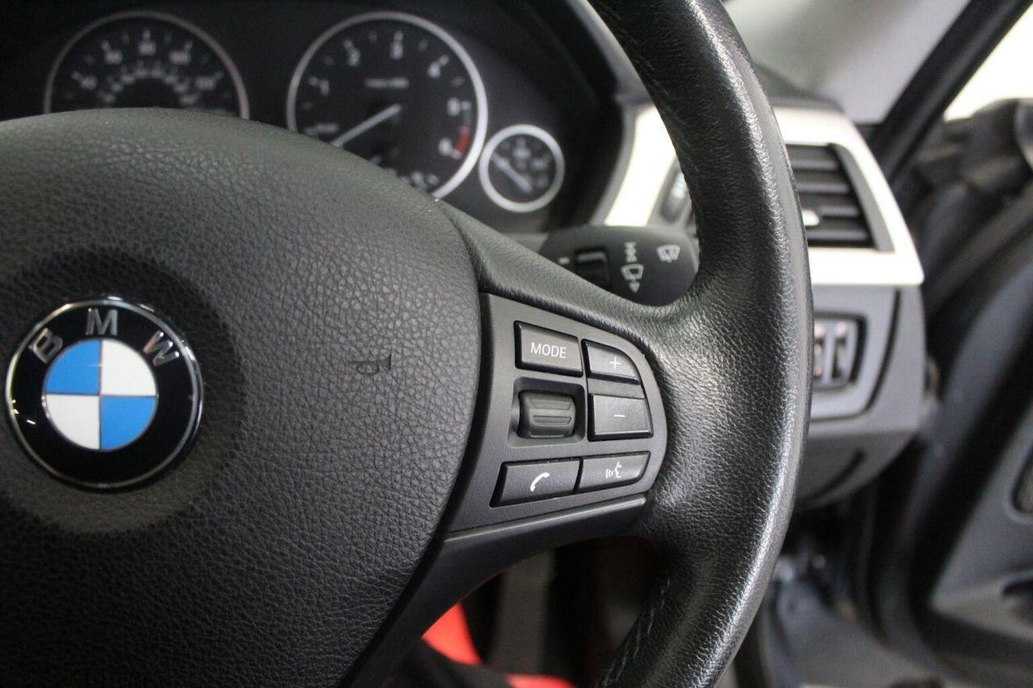 Used BMW 3 Series 2014 for sale - 76178933: Photo 50