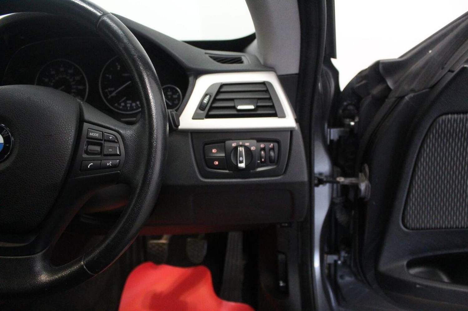 Used BMW 3 Series 2014 for sale - 76178933: Photo 51