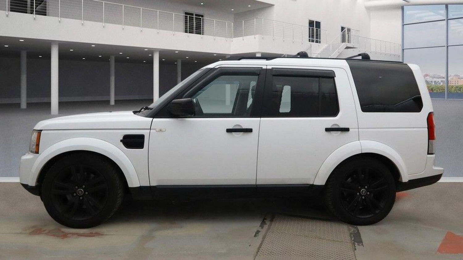 Used Land Rover Discovery 2013 for sale - 77701122: Photo 11