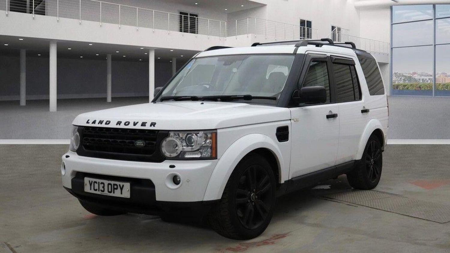 Used Land Rover Discovery 2013 for sale - 77701122: Photo 3
