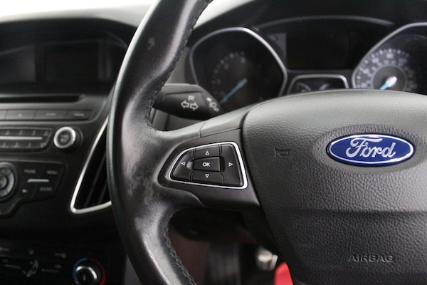 Used Ford Focus 2015 for sale - 75237071: Photo 41