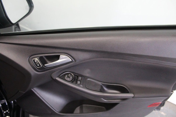 Used Ford Focus 2015 for sale - 75237071: Photo 45