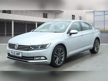 Used Volkswagen Passat 2015 for sale - 77541690: Photo