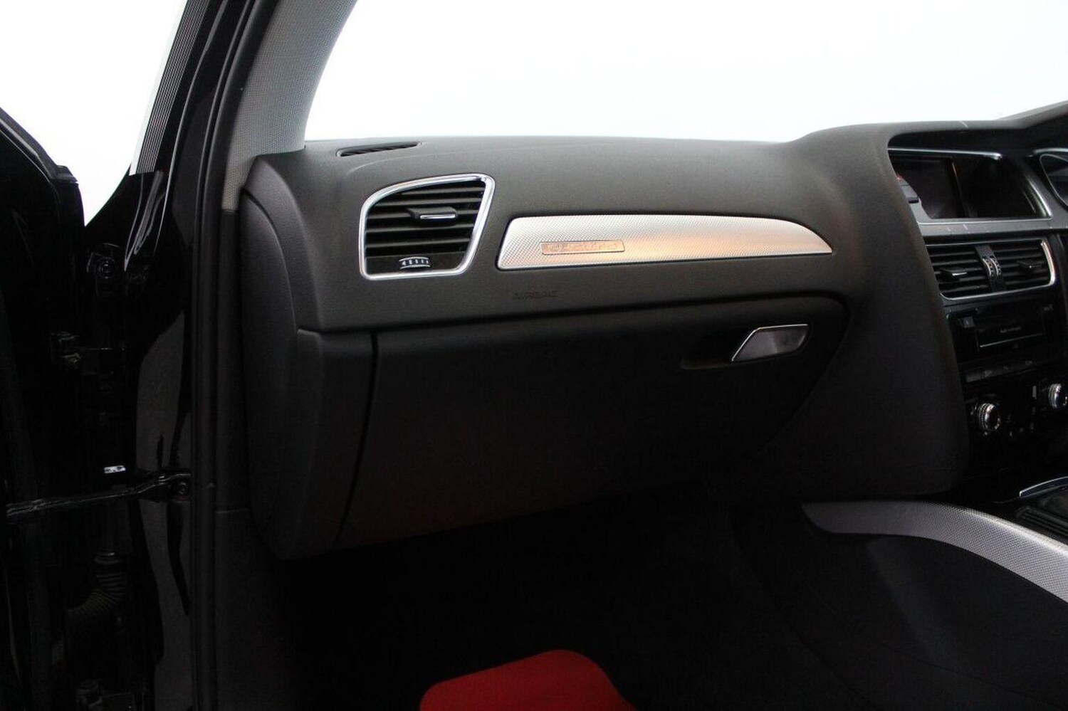 Used Audi A4 2013 for sale - 76181079: Photo 30