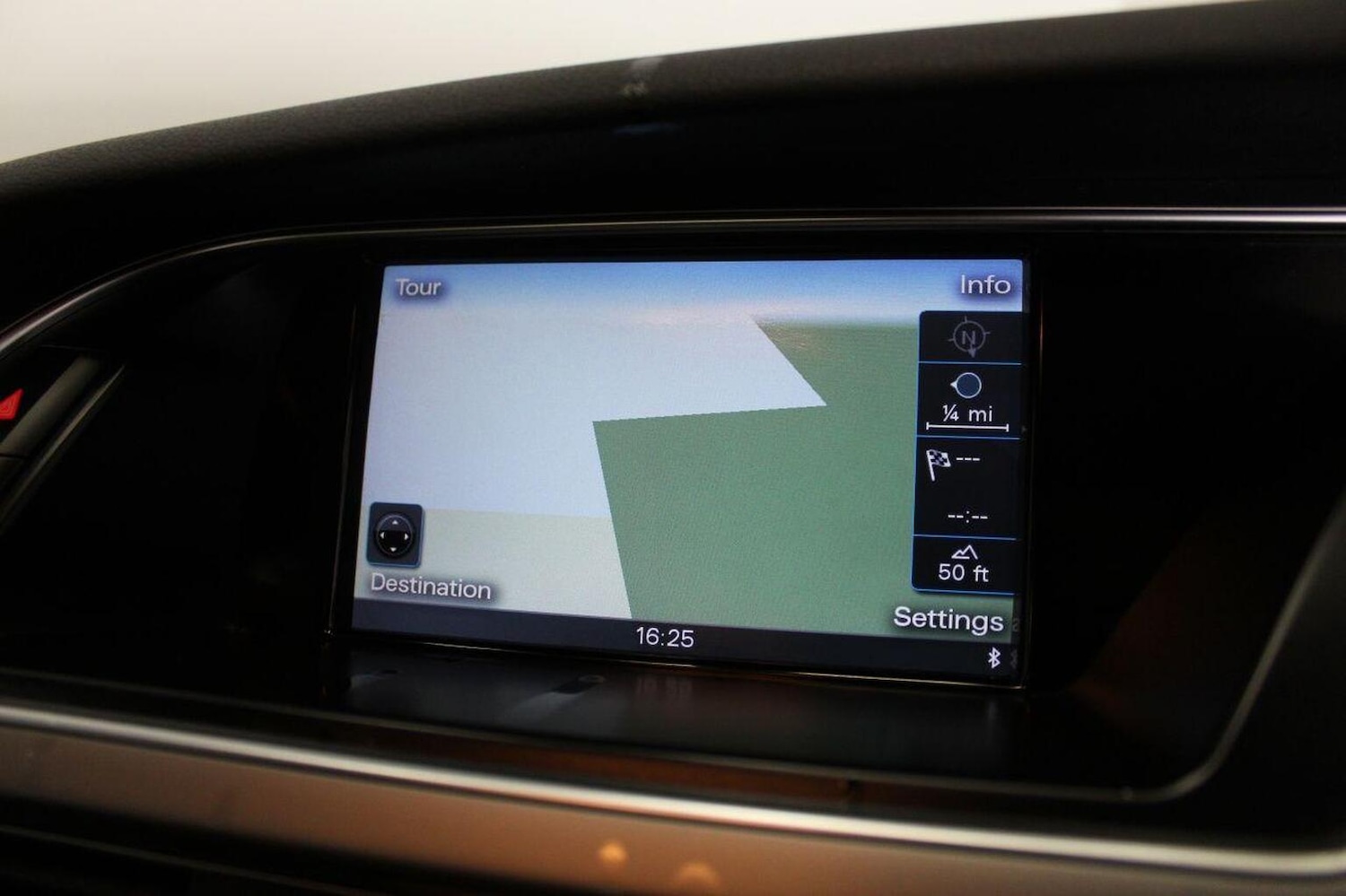 Used Audi A4 2013 for sale - 76181079: Photo 33