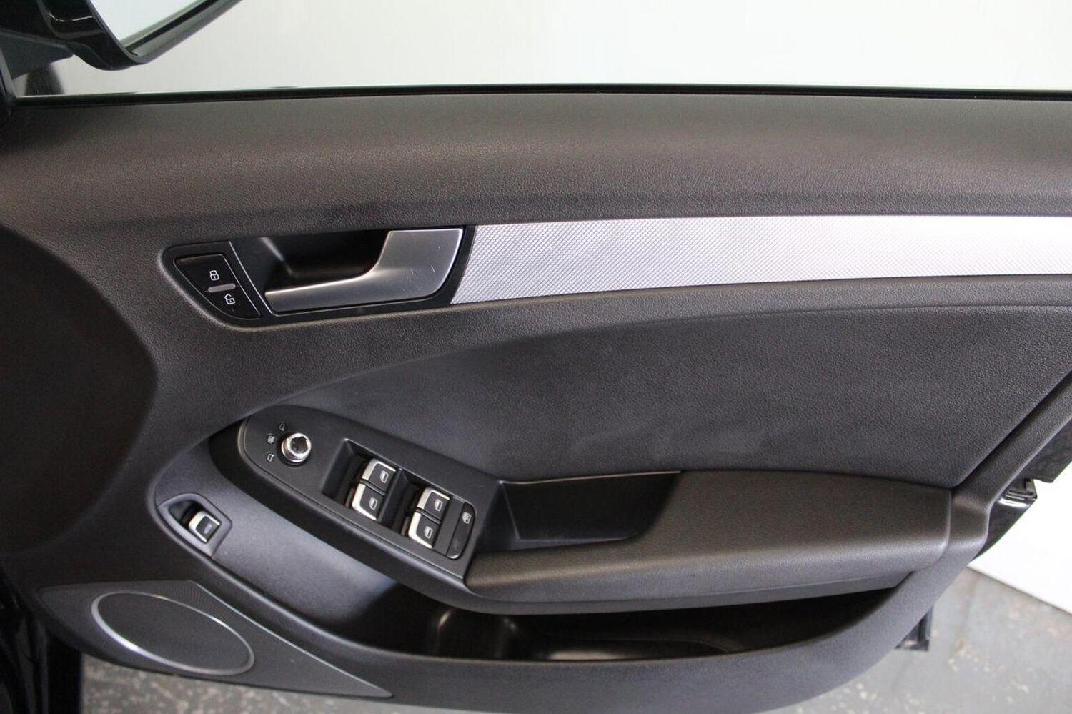 Used Audi A4 2013 for sale - 76181079: Photo 52