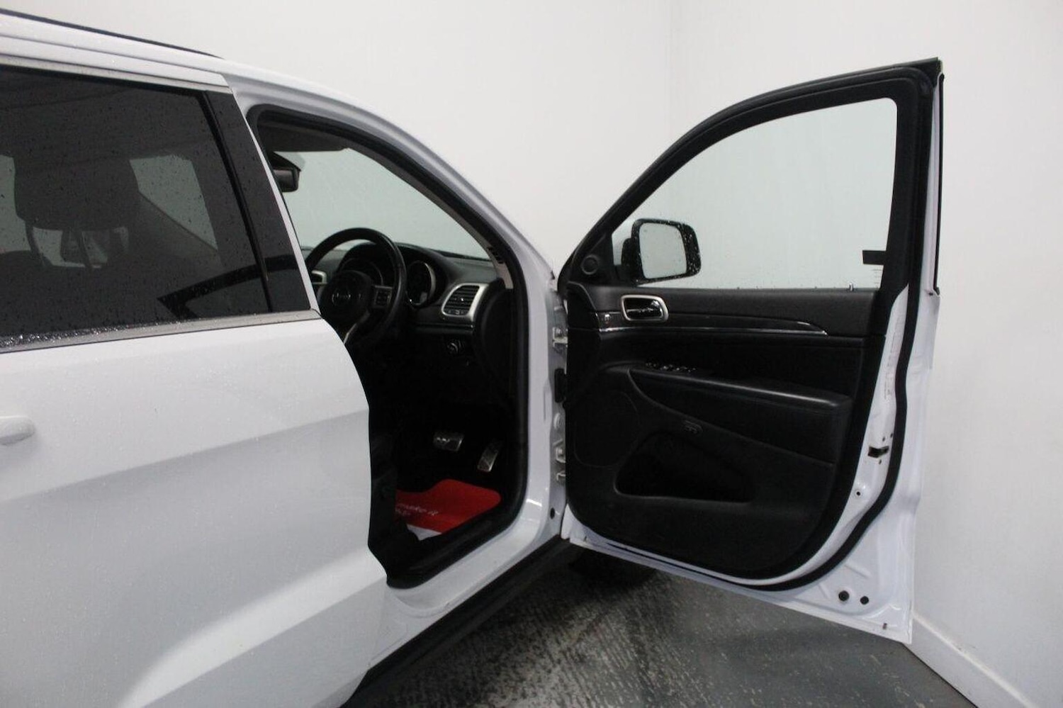 Used Jeep Grand Cherokee 2013 for sale - 77140666: Photo 25