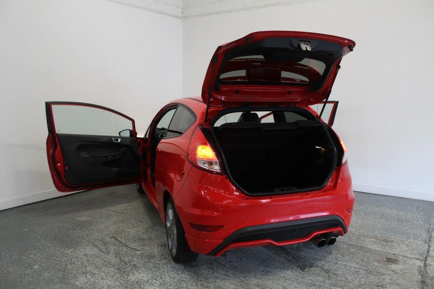 Used Ford Fiesta 2013 for sale - 77937777: Photo 19