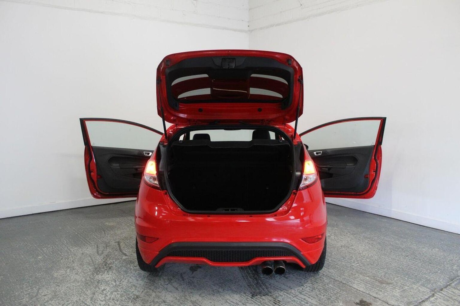 Used Ford Fiesta 2013 for sale - 77937777: Photo 21