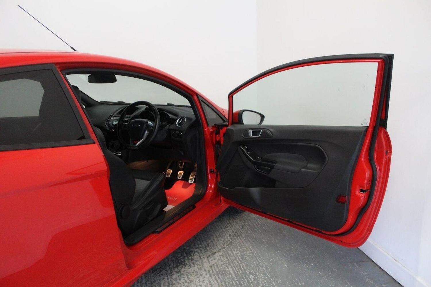 Used Ford Fiesta 2013 for sale - 77937777: Photo 23