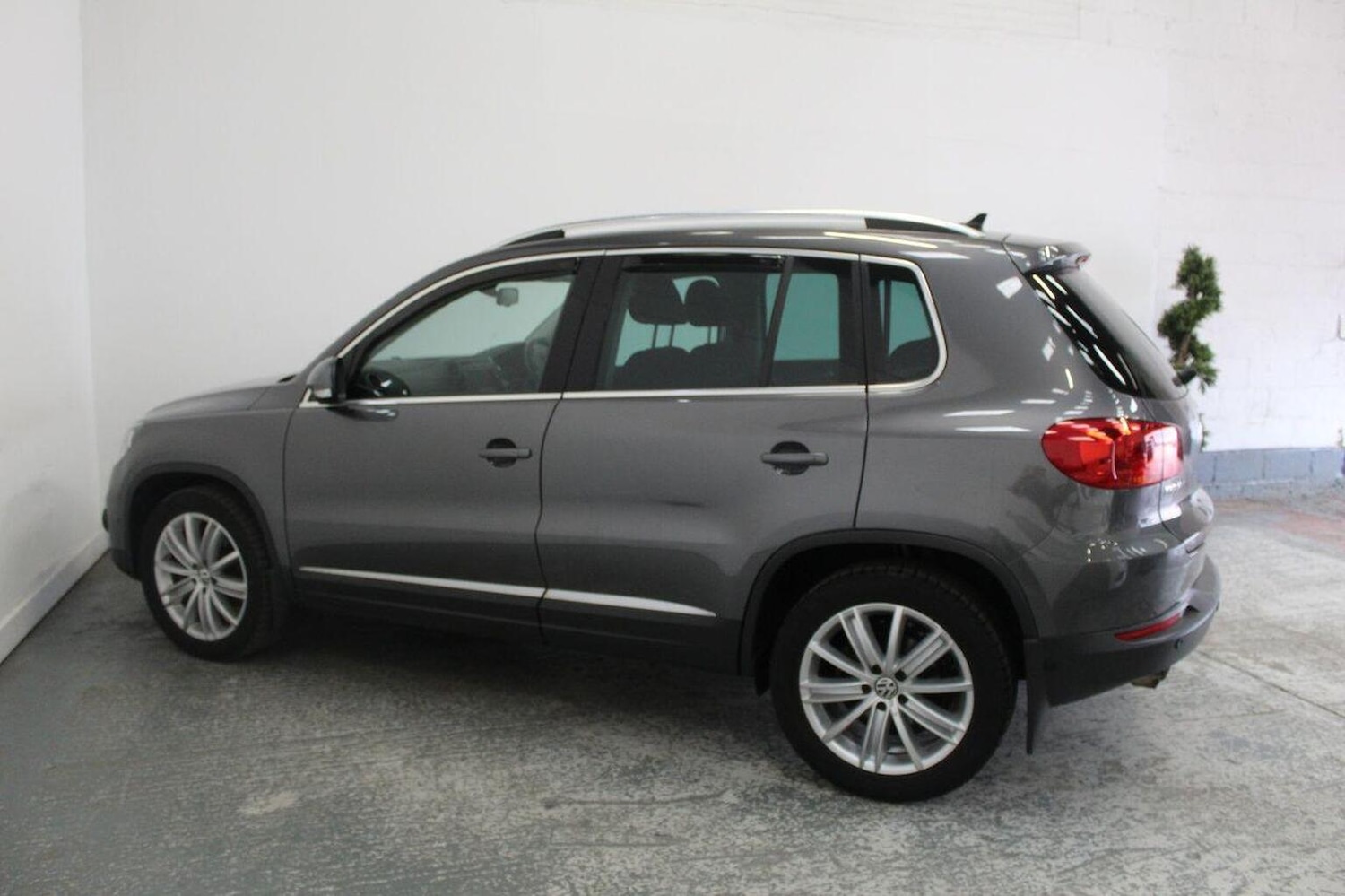 Used Volkswagen Tiguan 2016 for sale - 76237223: Photo 10