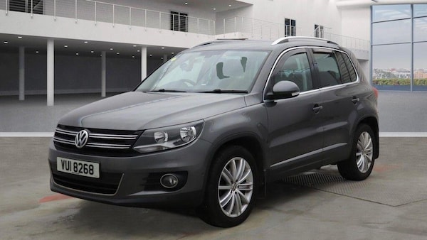 Used Volkswagen Tiguan 2016 for sale - 76237223: Photo 2