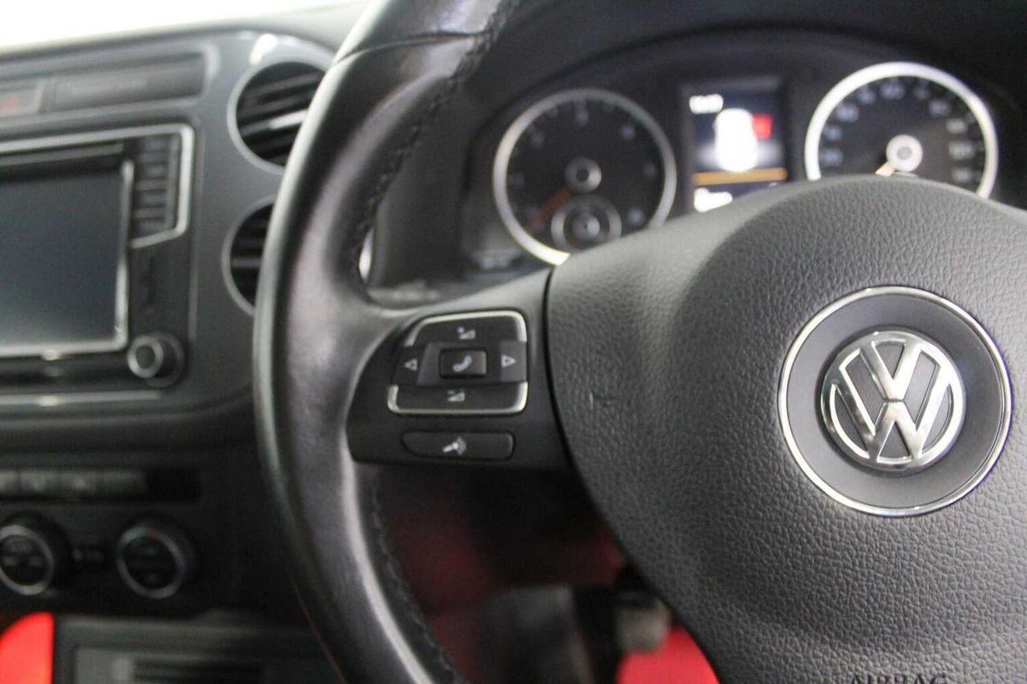 Used Volkswagen Tiguan 2016 for sale - 76237223: Photo 46