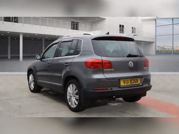 Used Volkswagen Tiguan 2016 for sale - 76237223: Photo 4
