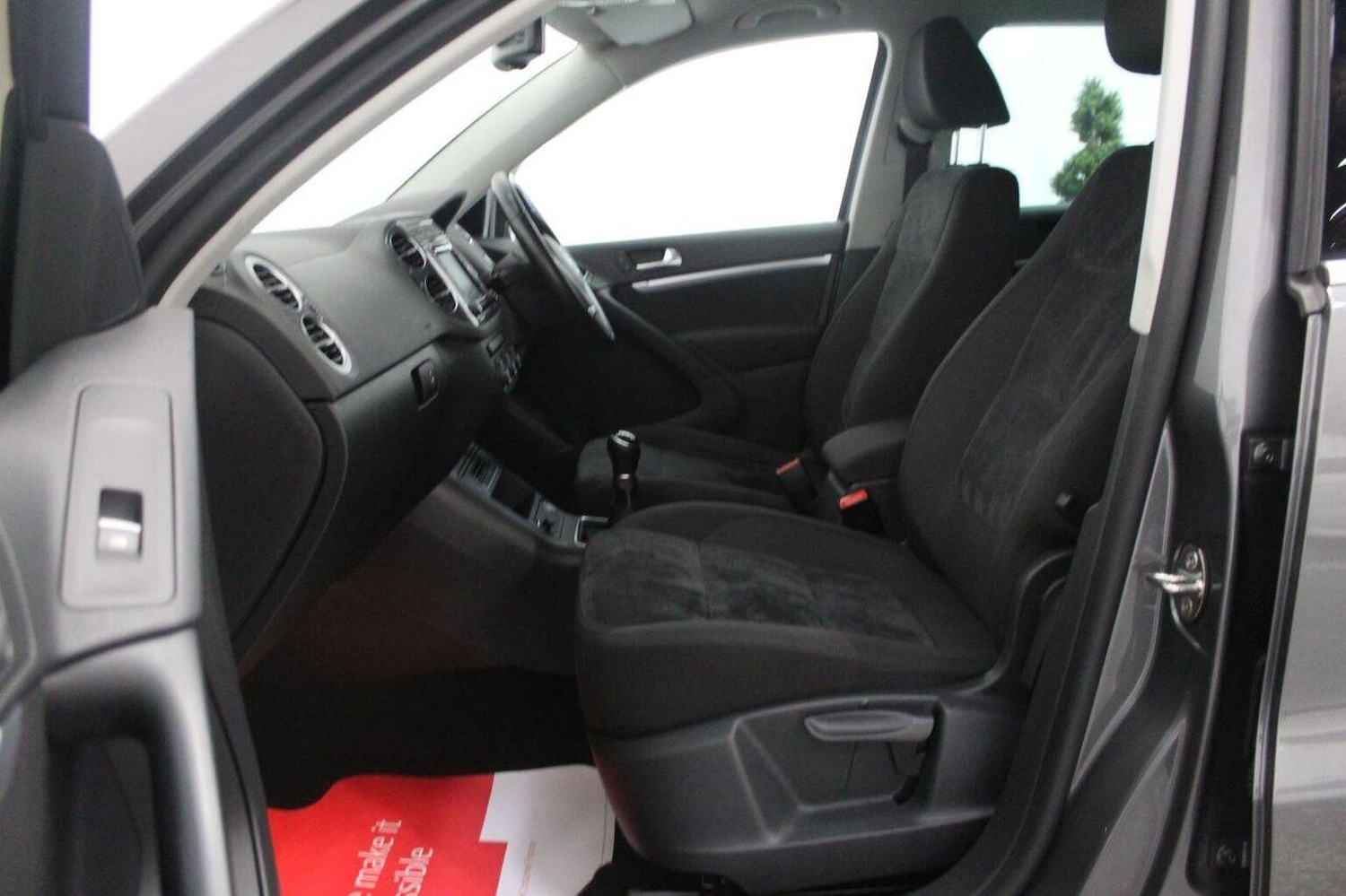 Used Volkswagen Tiguan 2016 for sale - 76237223: Photo 51