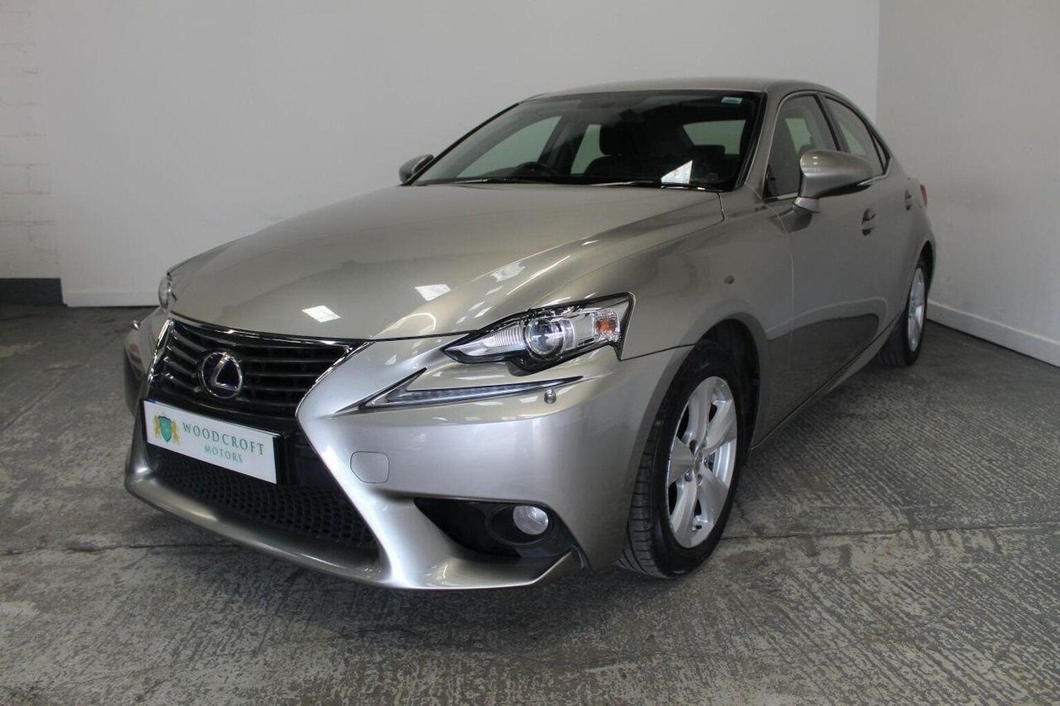 Used Lexus IS 2014 for sale - 77937847: Photo 2