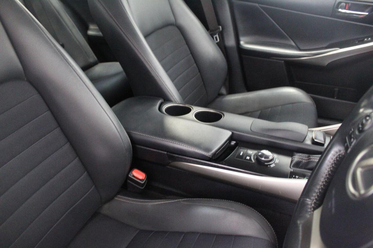 Used Lexus IS 2014 for sale - 77937847: Photo 48