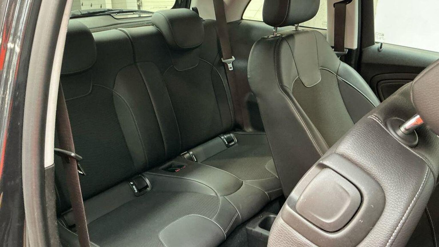 Used Vauxhall ADAM 2016 for sale - 77709087: Photo 13