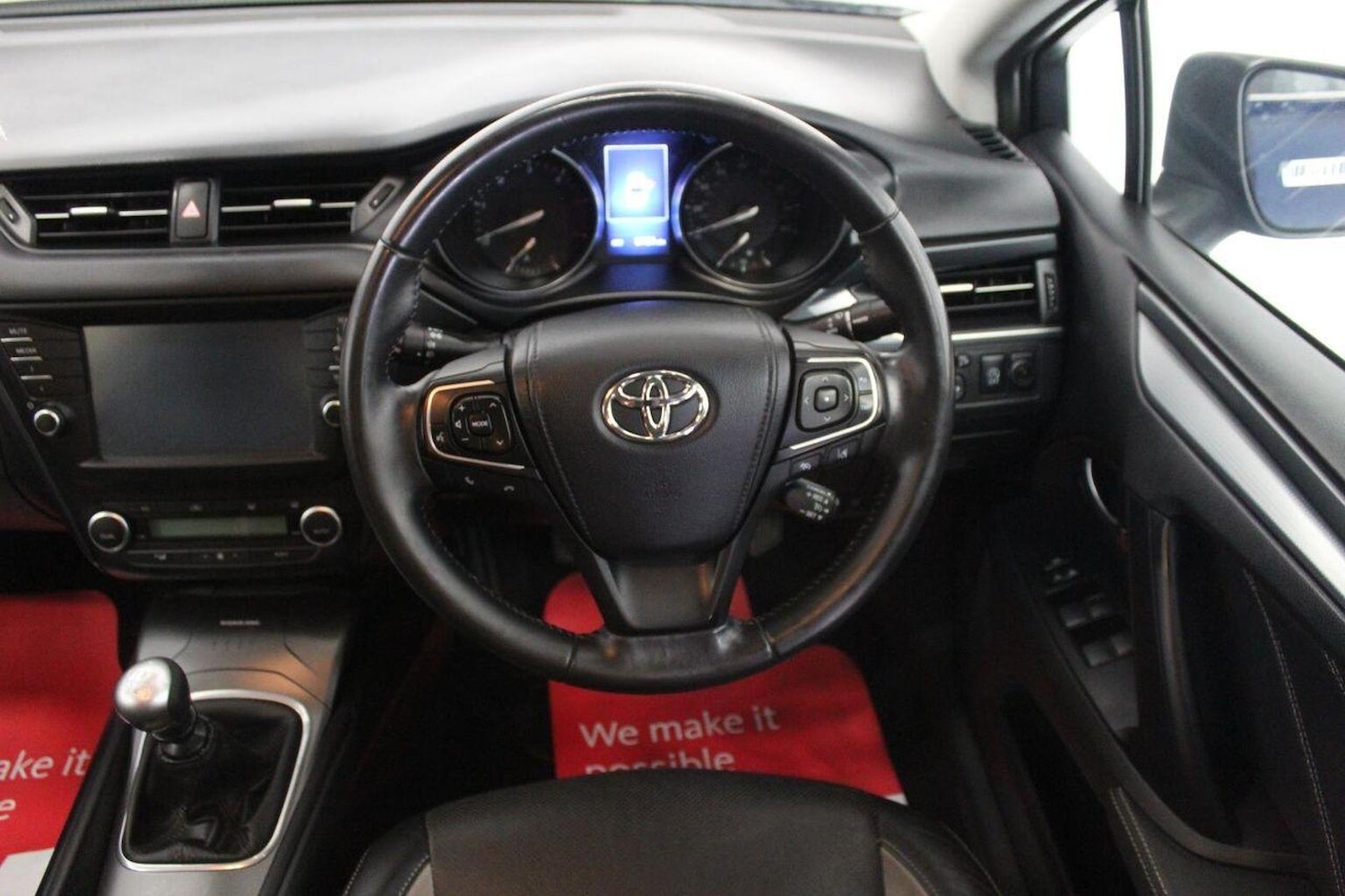 Used Toyota Avensis 2016 for sale - 76793688: Photo 44