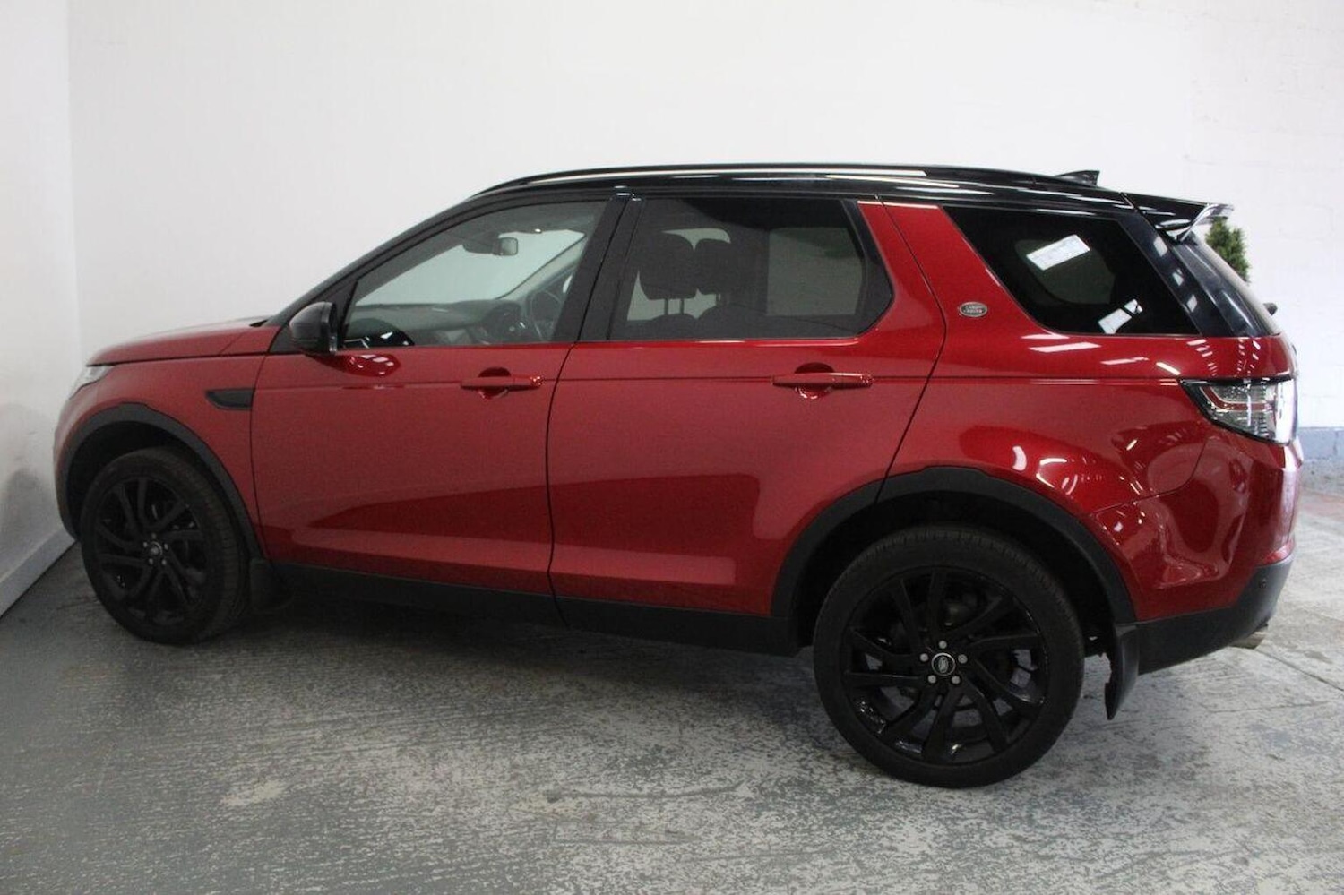 Used Land Rover Discovery Sport 2017 for sale - 76482935: Photo 10