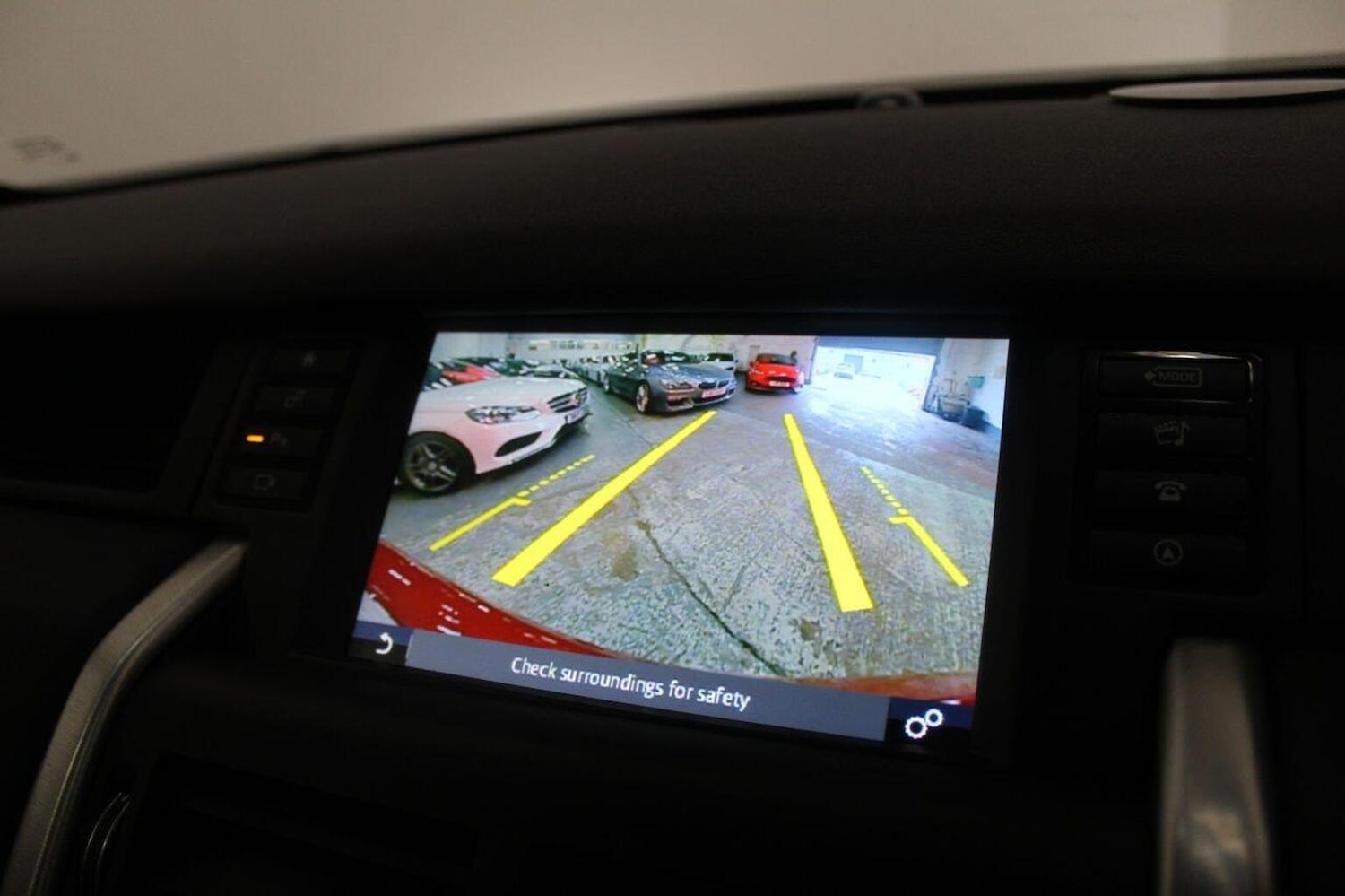 Used Land Rover Discovery Sport 2017 for sale - 76482935: Photo 46