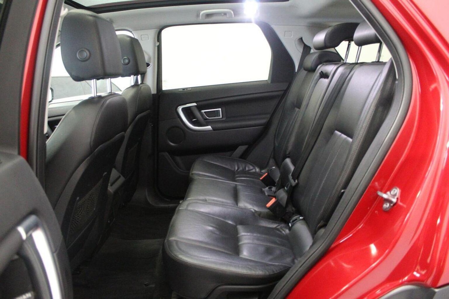 Used Land Rover Discovery Sport 2017 for sale - 76482935: Photo 61