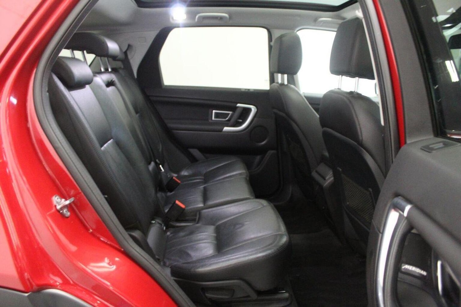 Used Land Rover Discovery Sport 2017 for sale - 76482935: Photo 62