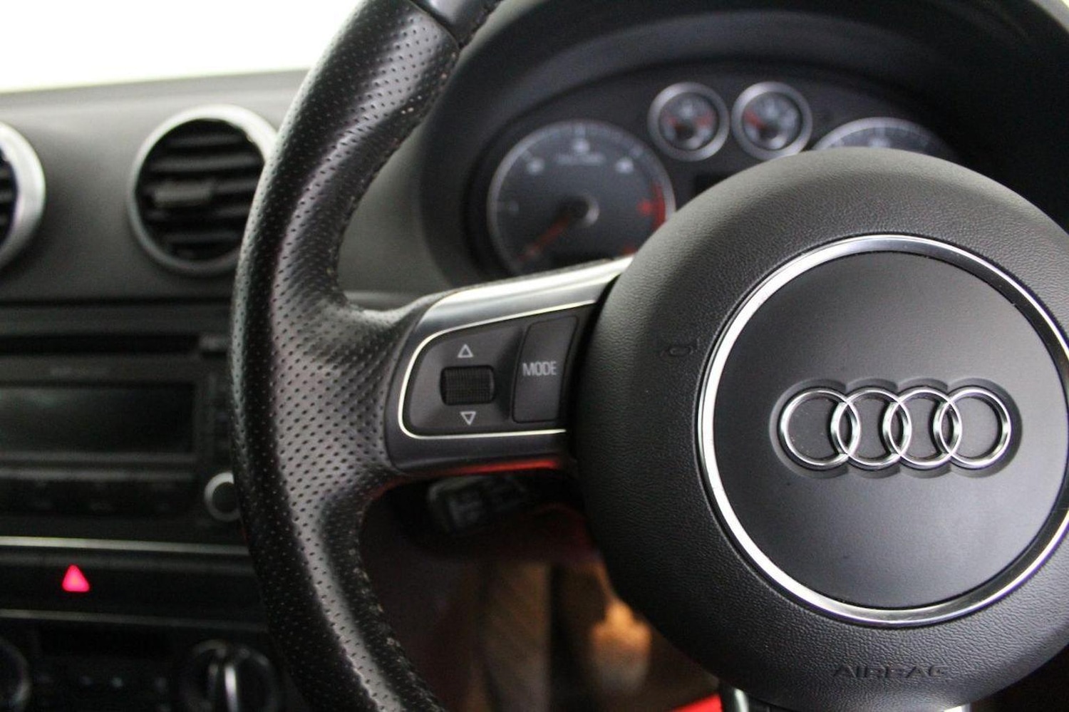 Used Audi A3 2011 for sale - 76793865: Photo 38