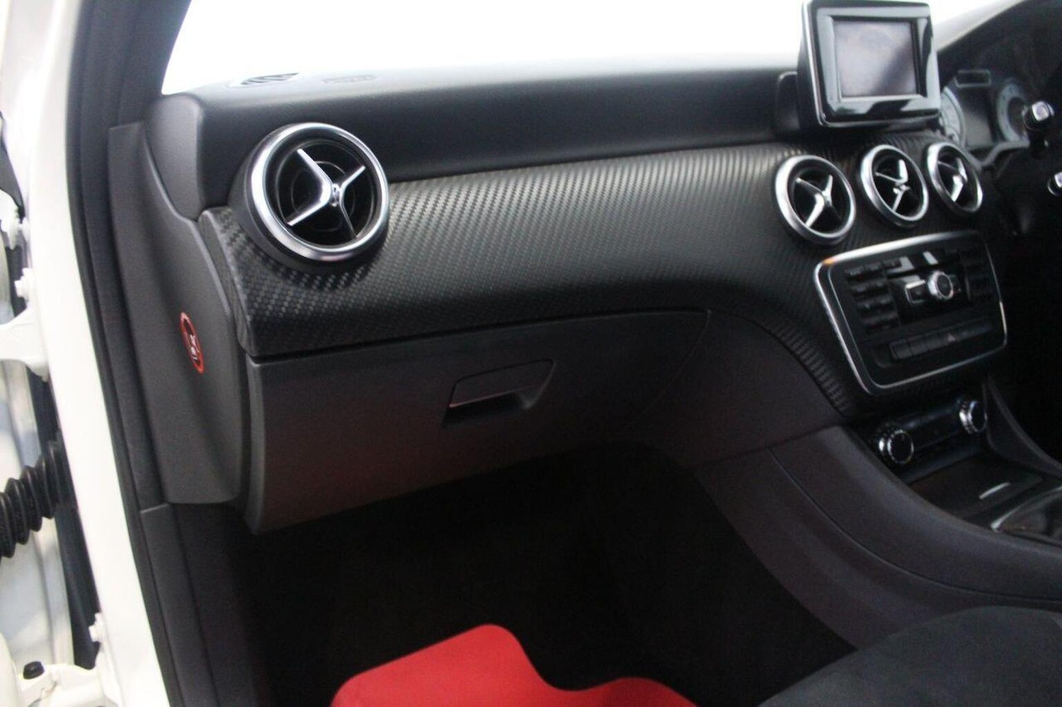 Used Mercedes-Benz A-Class 2013 for sale - 76242862: Photo 28