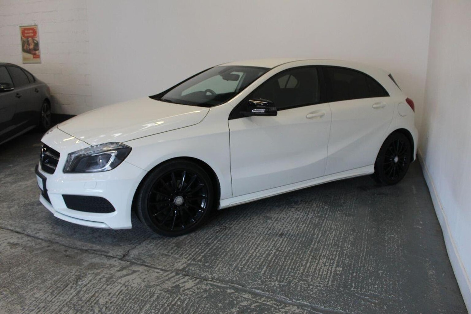 Used Mercedes-Benz A-Class 2013 for sale - 76242862: Photo 5