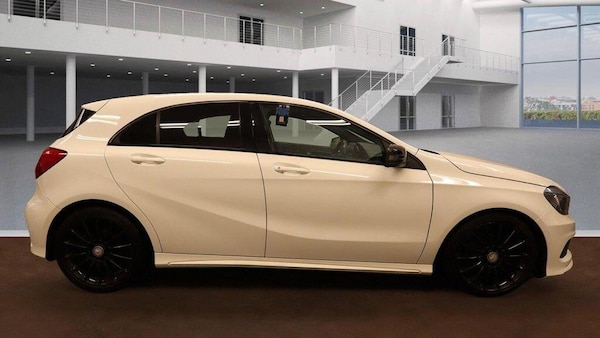 Used Mercedes-Benz A-Class 2013 for sale - 76242862: Photo 9