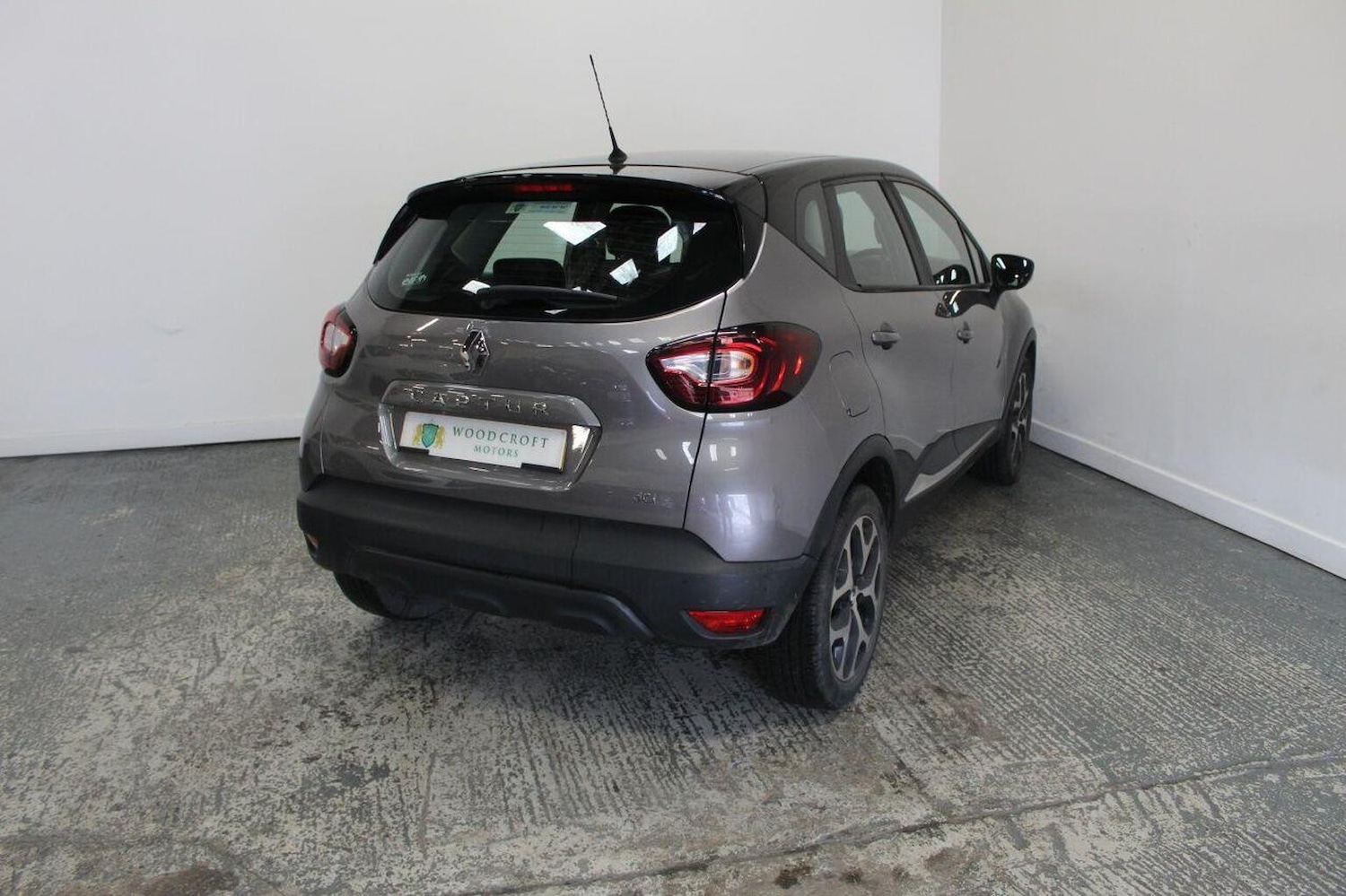 Used Renault Captur 2017 for sale - 77937917: Photo 8