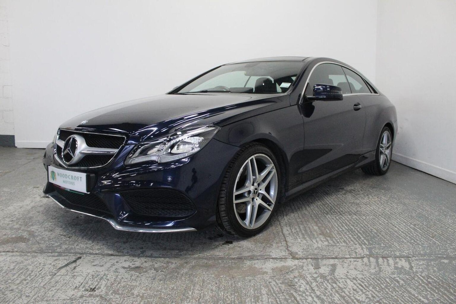 Used Mercedes-Benz E Class 2013 for sale - 77080740: Photo 2