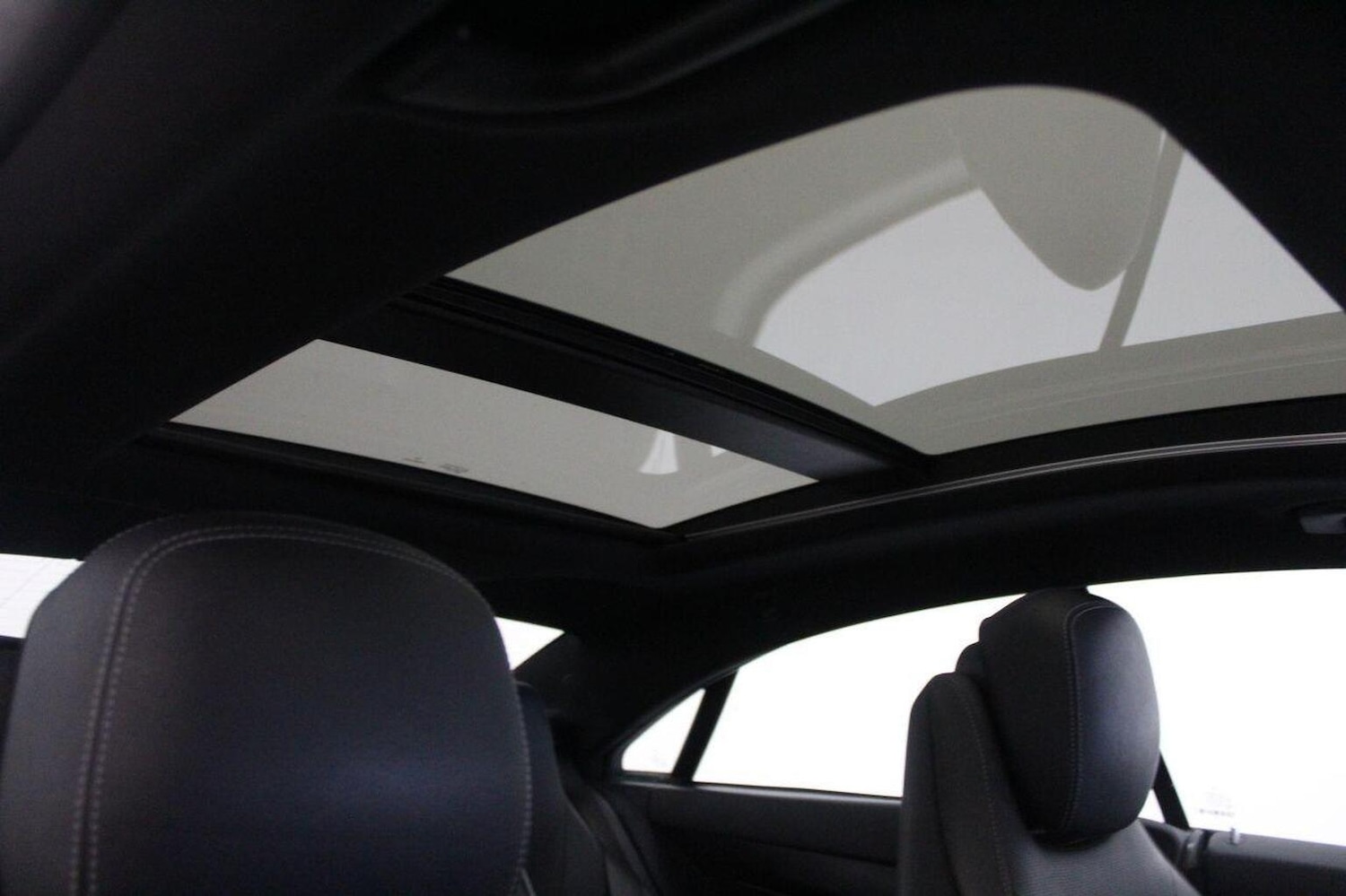 Used Mercedes-Benz E Class 2013 for sale - 77080740: Photo 28