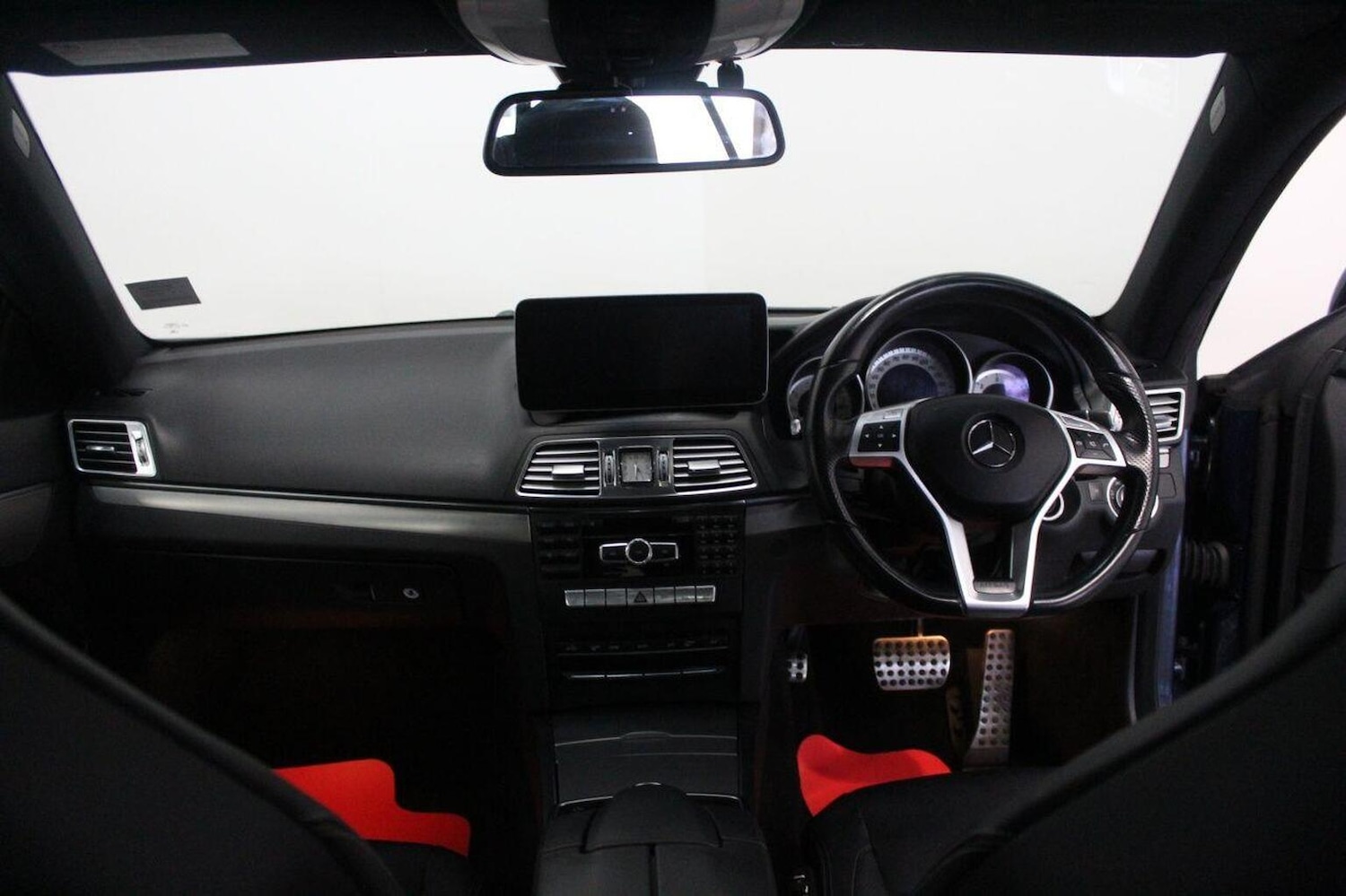 Used Mercedes-Benz E Class 2013 for sale - 77080740: Photo 29