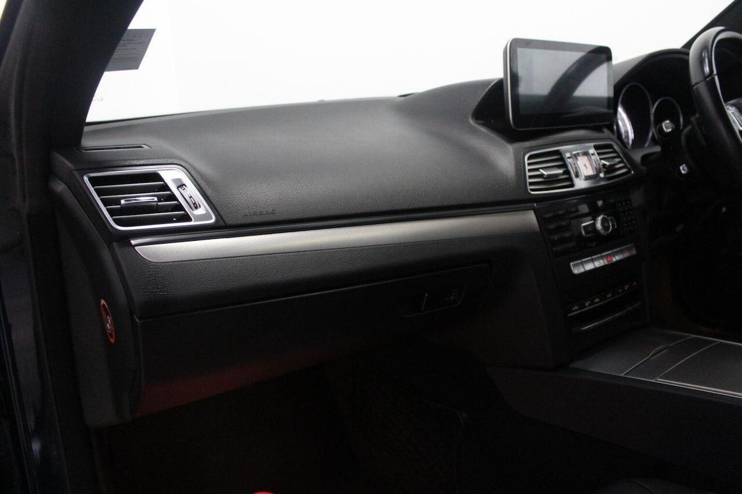 Used Mercedes-Benz E Class 2013 for sale - 77080740: Photo 31