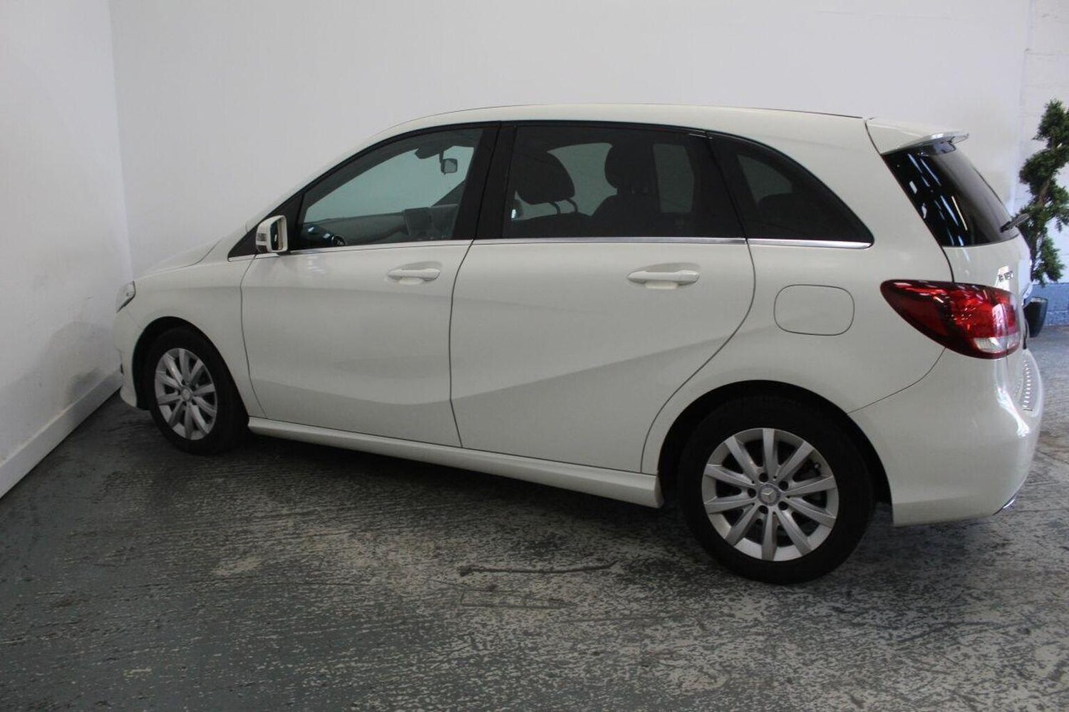 Used Mercedes-Benz B Class 2015 for sale - 76439820: Photo 10