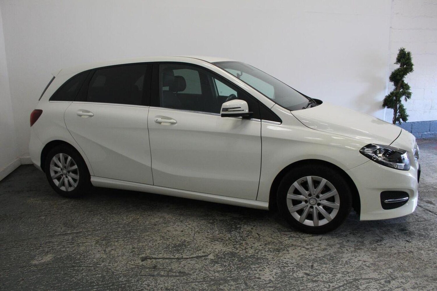 Used Mercedes-Benz B Class 2015 for sale - 76439820: Photo 4