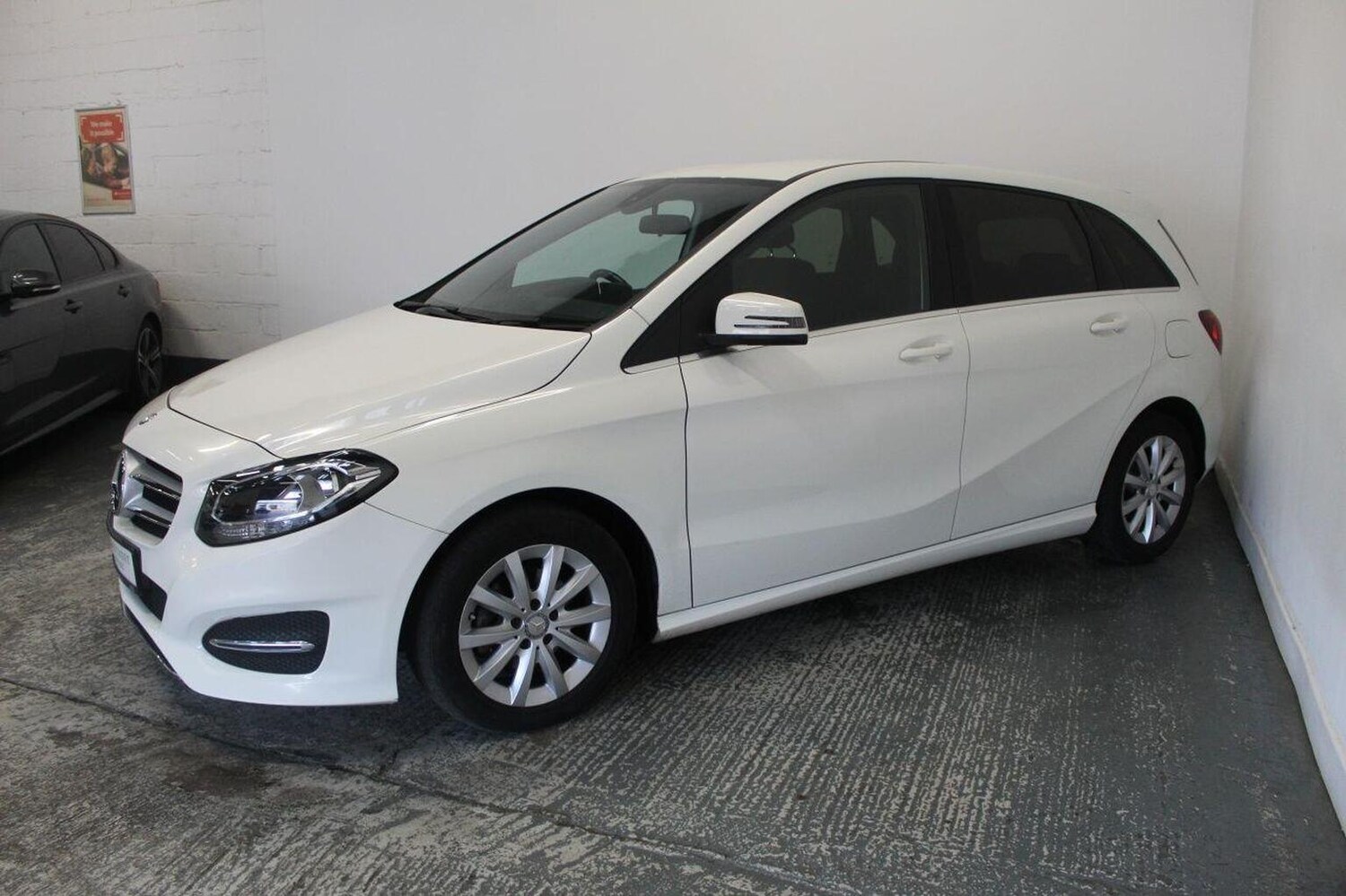 Used Mercedes-Benz B Class 2015 for sale - 76439820: Photo 5