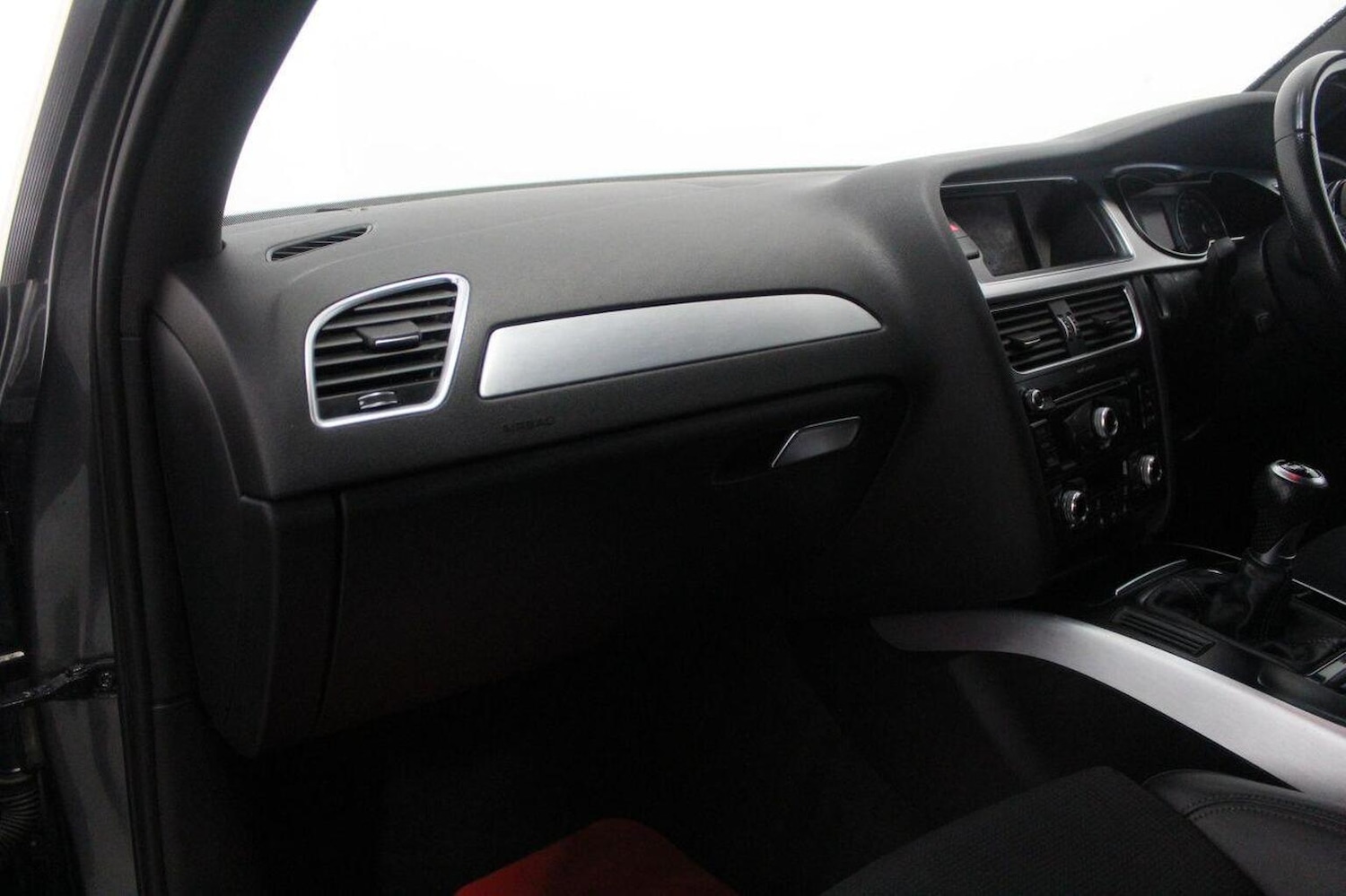 Used Audi A4 2015 for sale - 77937811: Photo 30