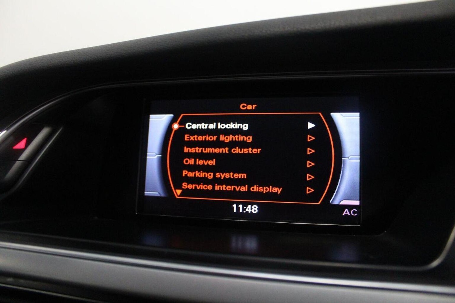 Used Audi A4 2015 for sale - 77937811: Photo 34