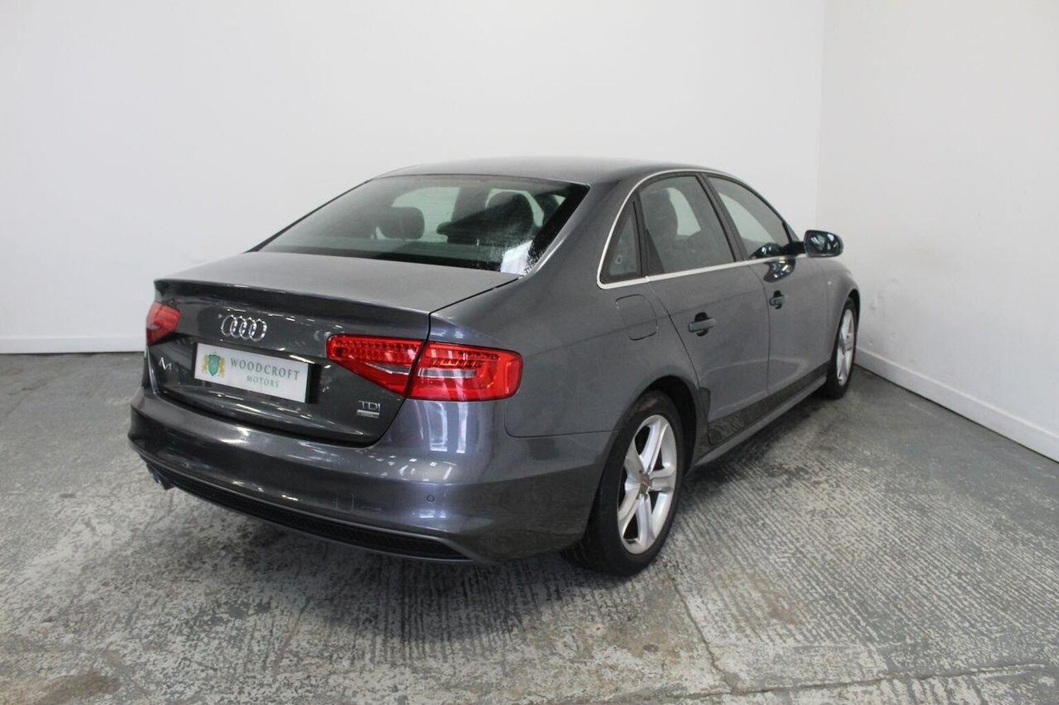 Used Audi A4 2015 for sale - 77937811: Photo 8