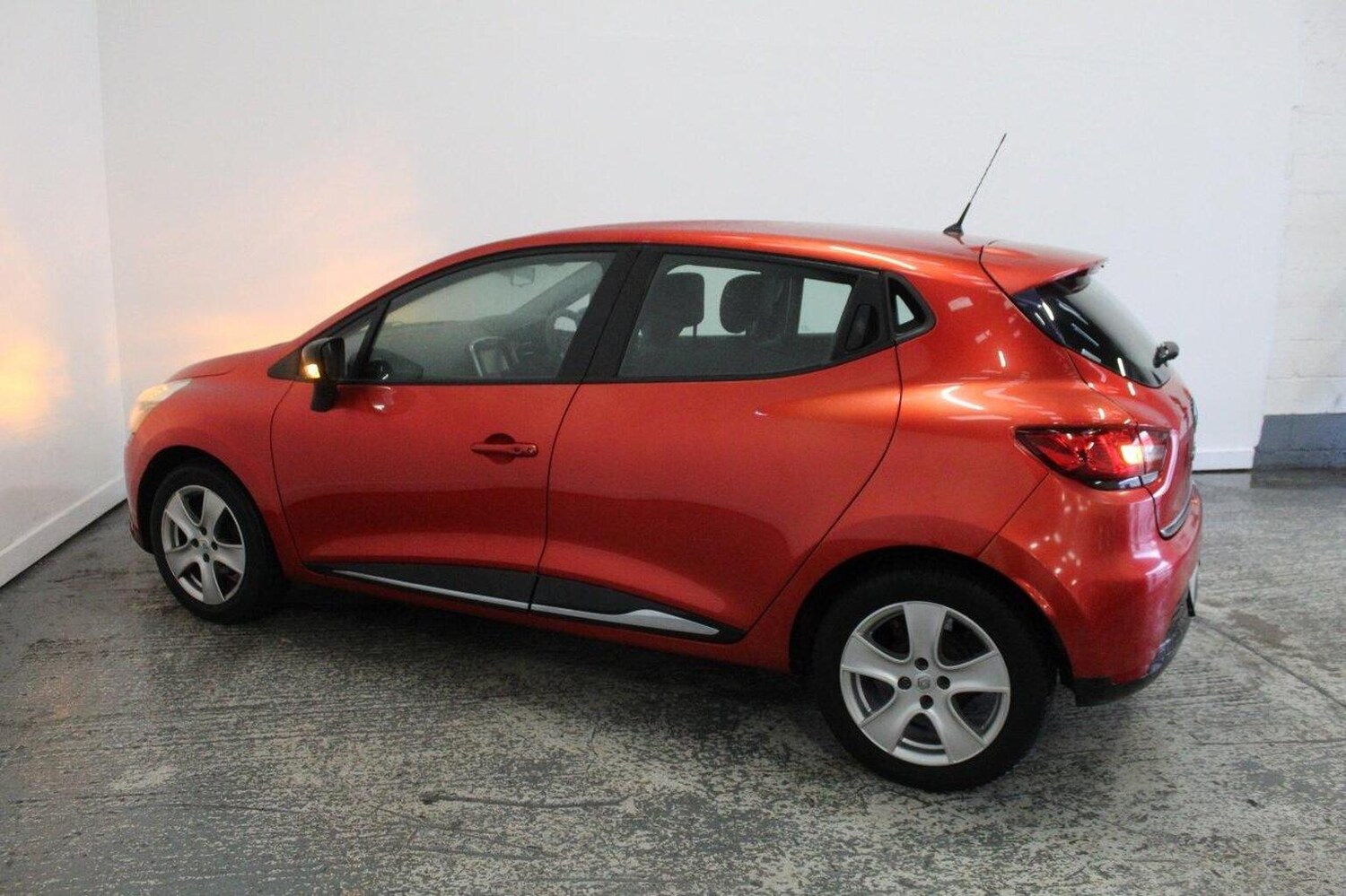 Used Renault Clio 2015 for sale - 77464565: Photo 10