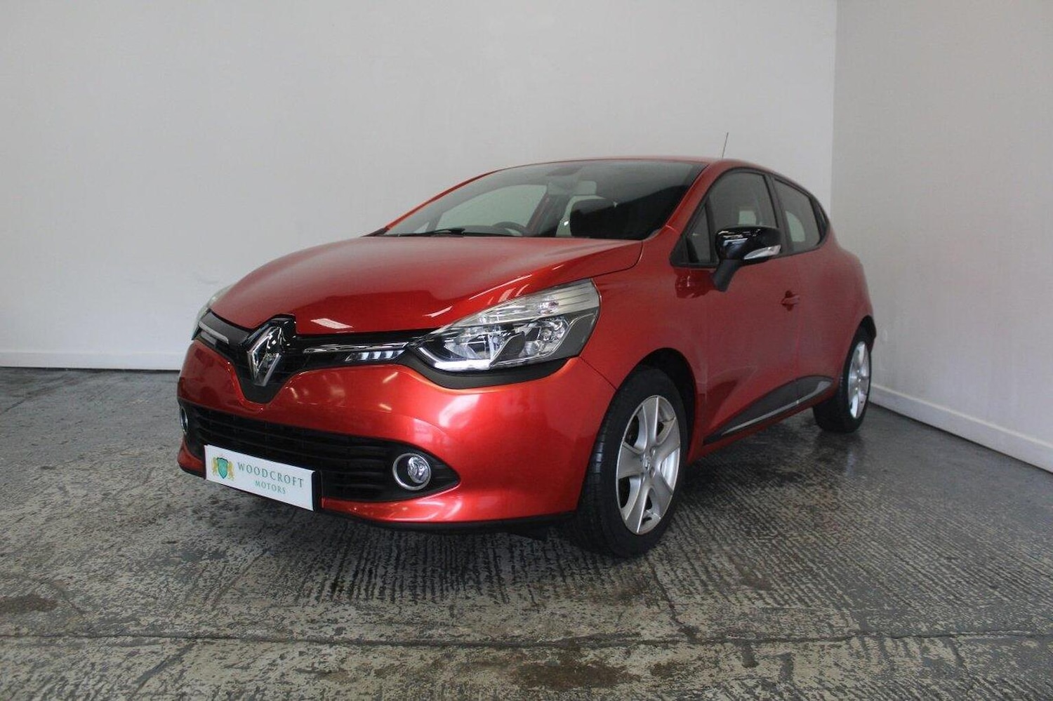 Used Renault Clio 2015 for sale - 77464565: Photo 2