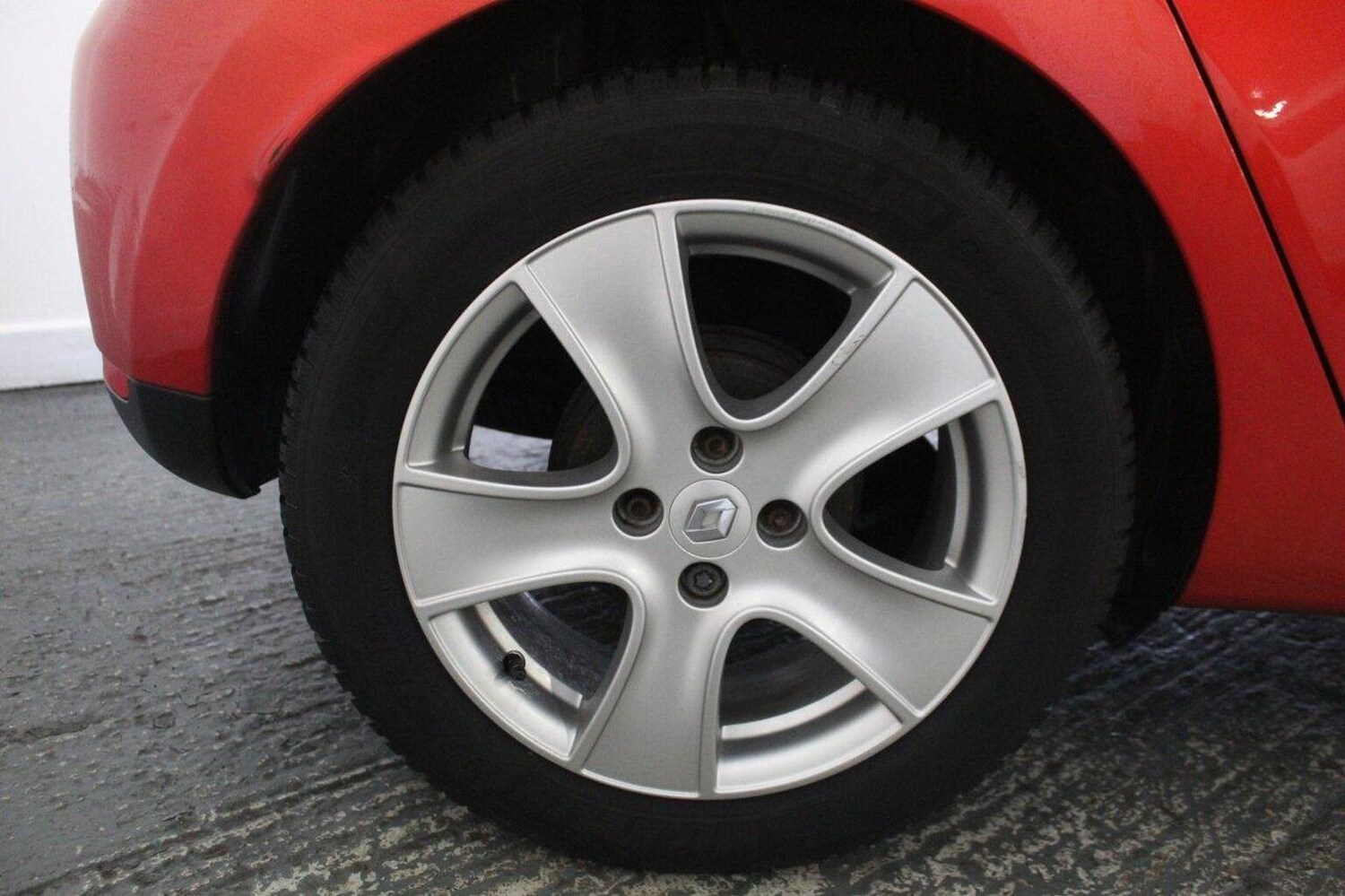 Used Renault Clio 2015 for sale - 77464565: Photo 46