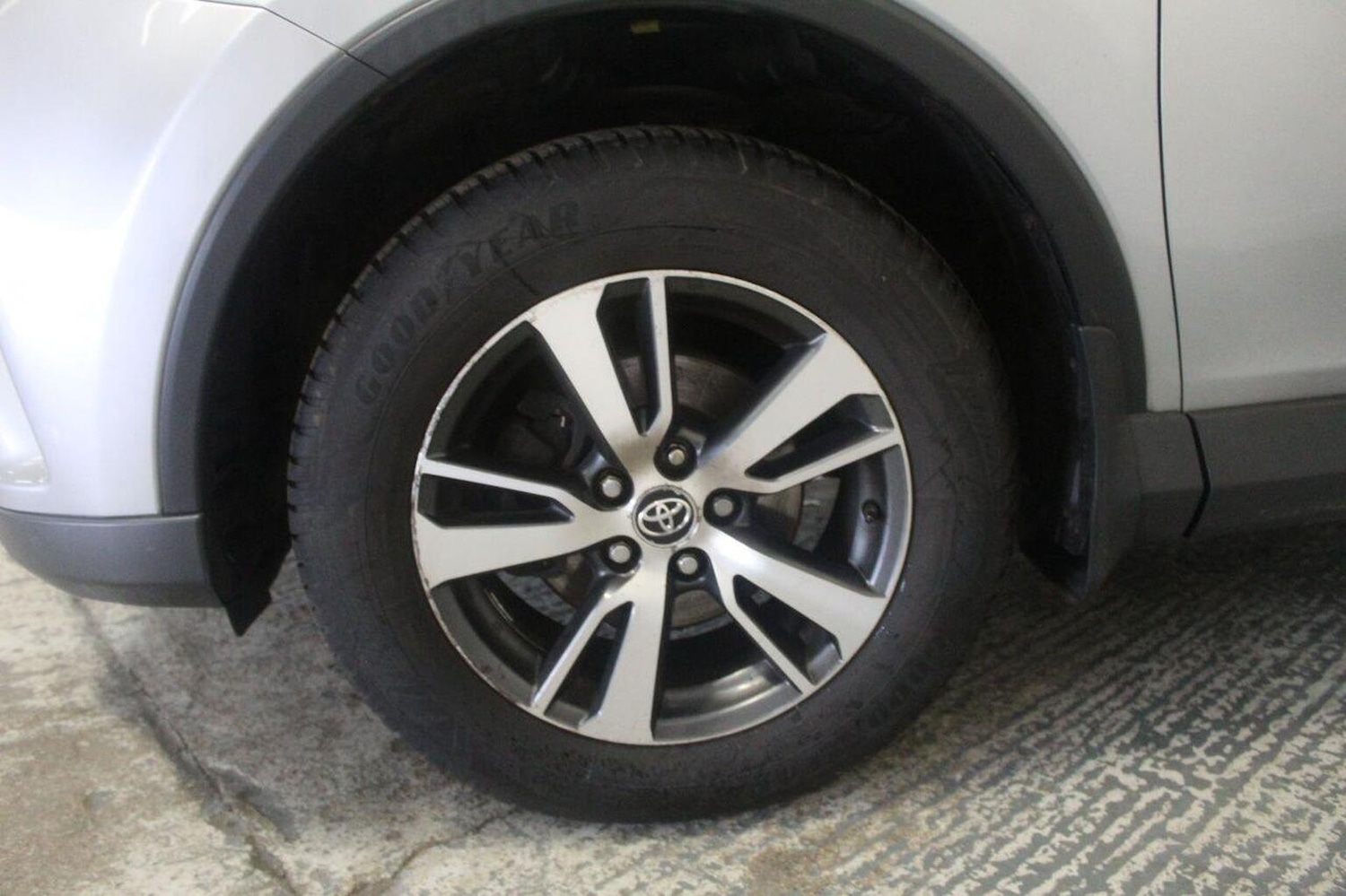 Used Toyota RAV4 2016 for sale - 77937892: Photo 55