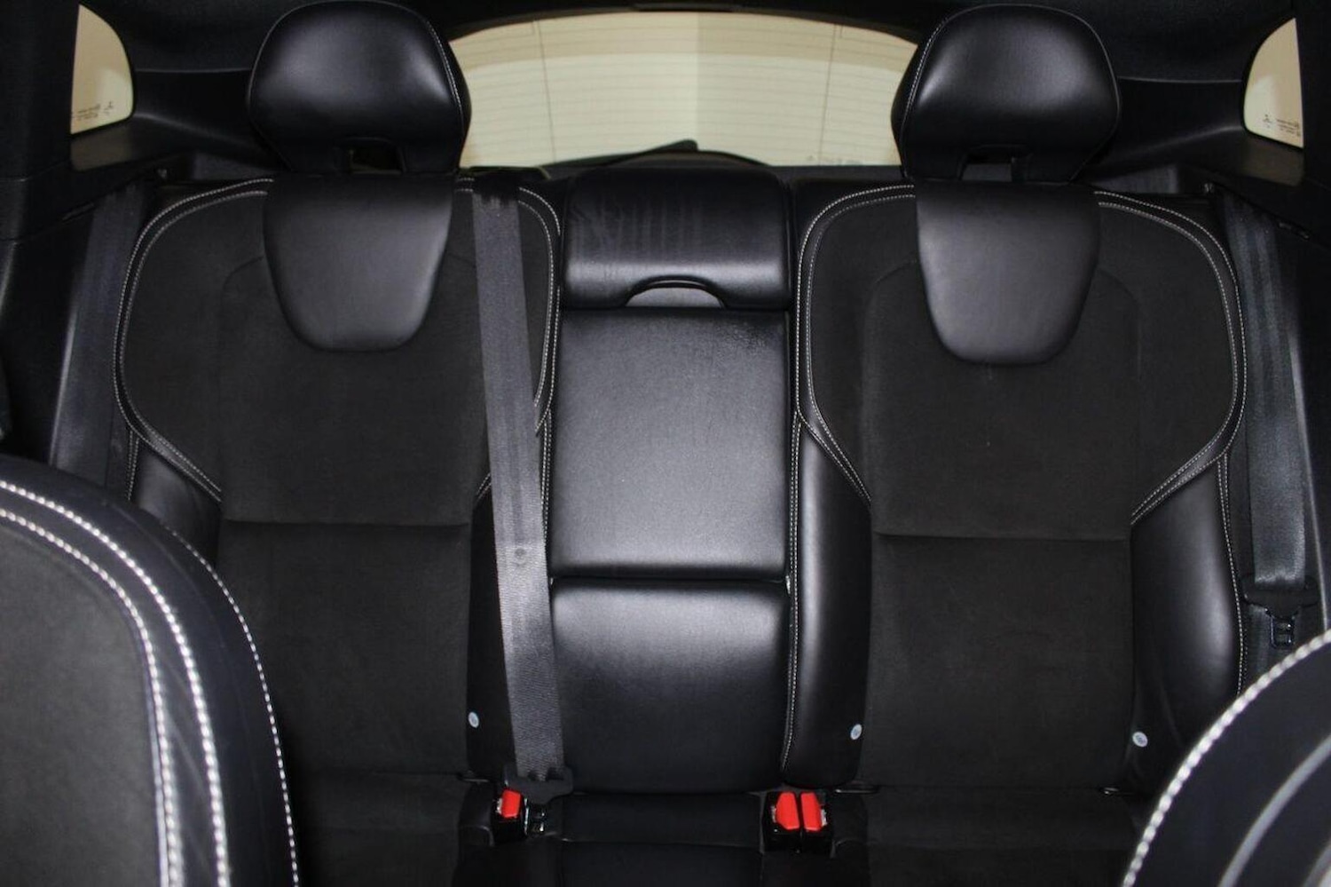 Used Volvo V40 2016 for sale - 77937805: Photo 46