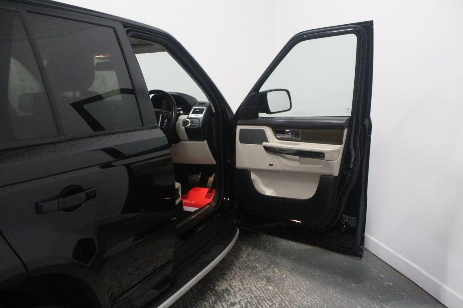 Used Land Rover Range Rover Sport 2012 for sale - 78201917: Photo 25